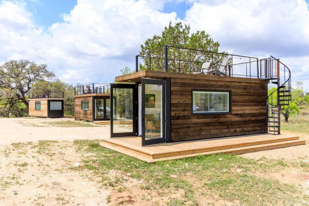 New The Perry Cozy Container Home Фредериксберг Экстерьер фото