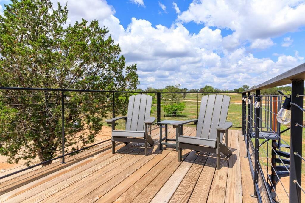 New The Perry Cozy Container Home Фредериксберг Экстерьер фото